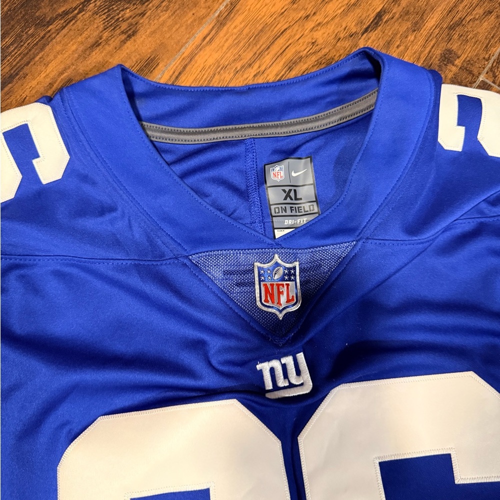 NFL Giants Royal Blue Jersey with White Number 26 Saquon Barkley SZ XL - Picture 2 of 3